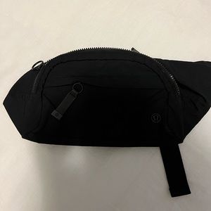 Lululemon black Fanny pack.